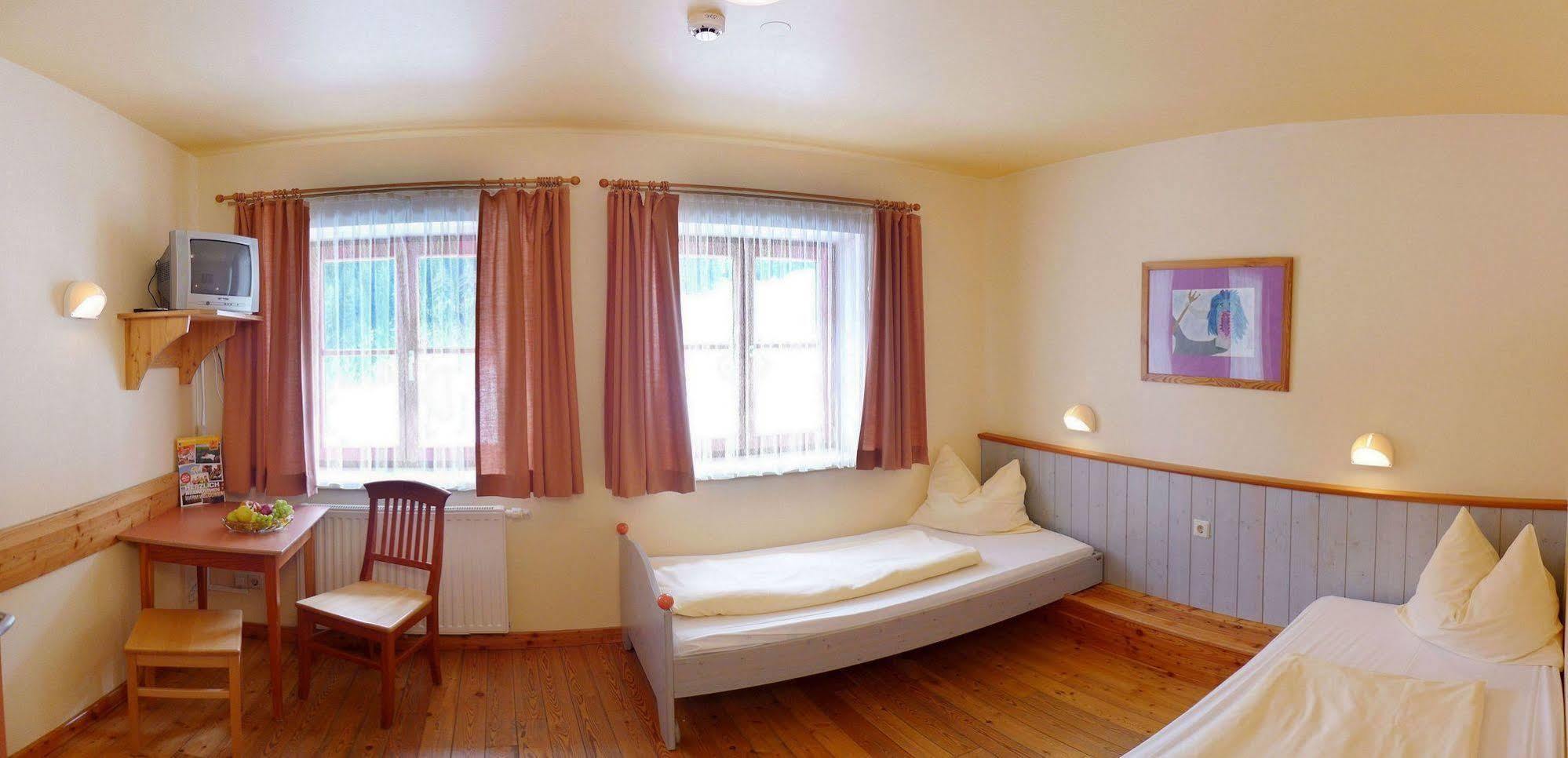 Jufa Hotel Eisenerzer Ramsau エクステリア 写真